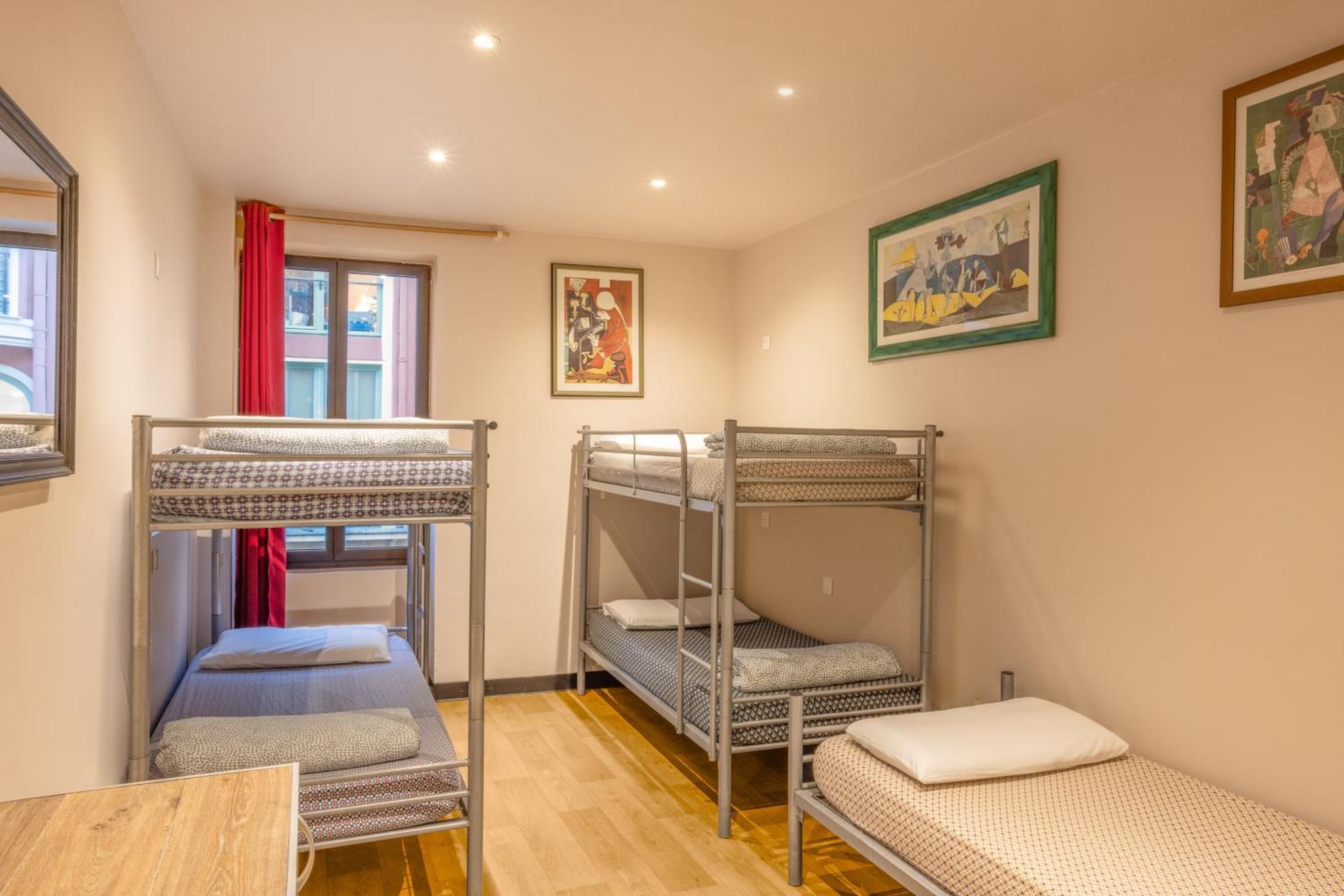 Saint Exupery Hostel Nizza